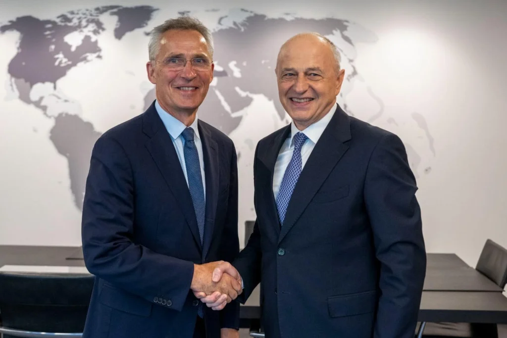 Mircea Geoană și-a anunțat demisia din funcția de Secretar General Adjunct al NATO
