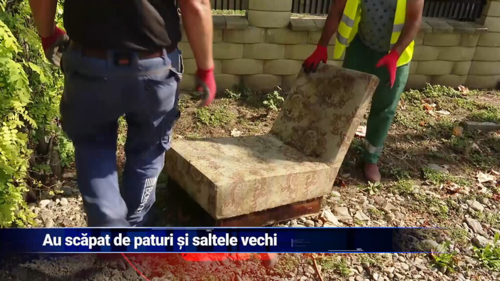 Au scăpat de paturi și saltele vechi