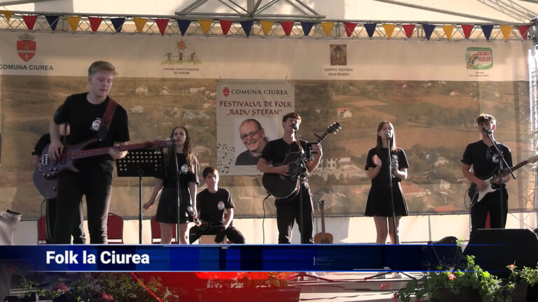 Folk la Ciurea