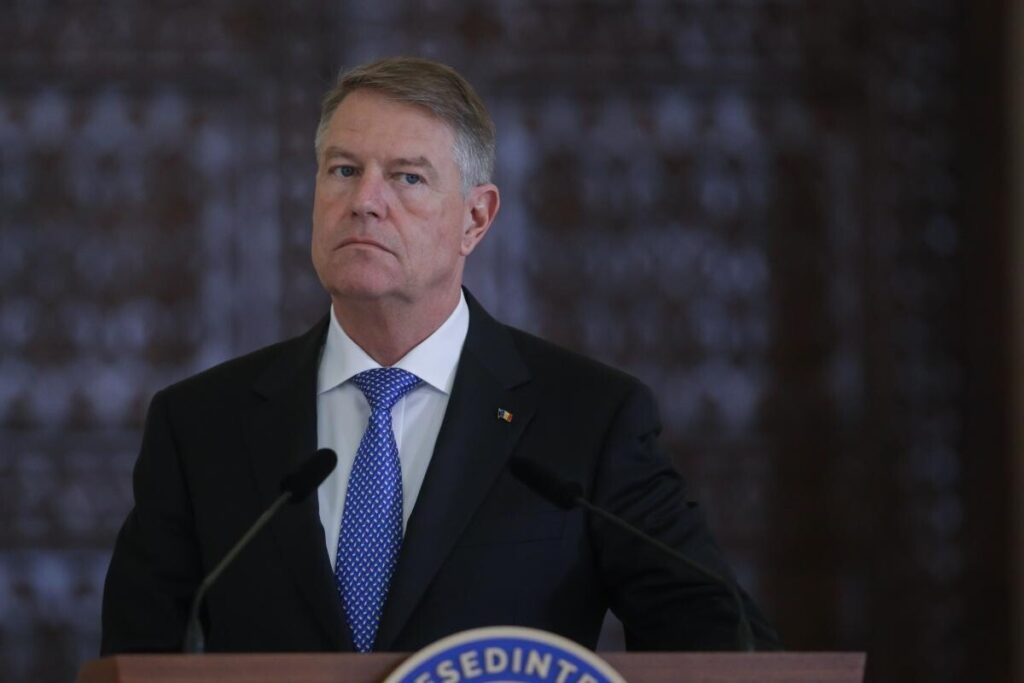 Se mai închide o ușă pentru Iohannis