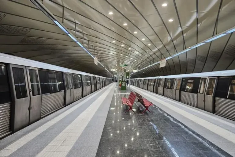 Angajatii de la Metrou se pregătesc de grevă generală
