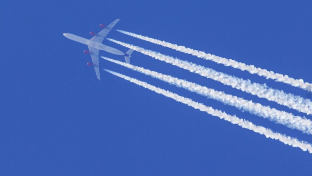 N-avem irigații, dar avem avion care aduce ploaia