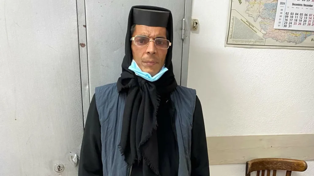 „Măicuțul din Moinești” a fost prins în flagrant de polițiști. Ce sumă de bani ceruse pentru o „intervenție” chirurgicală