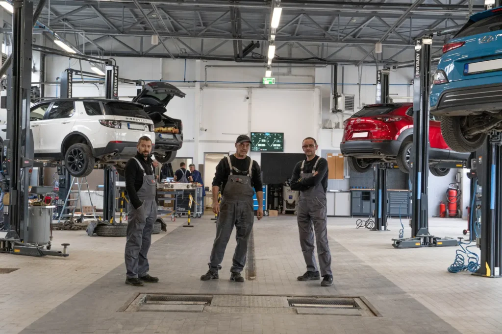 Grupul Tester sărbătorește 32 de ani de excelență în mediul economic din Iași și lansează cel mai digitalizat proces de reparații auto in Iasi, la Mall Auto
