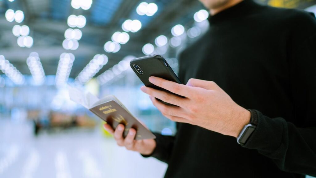 Telefonul va ține loc de carte de identitate și pașaport