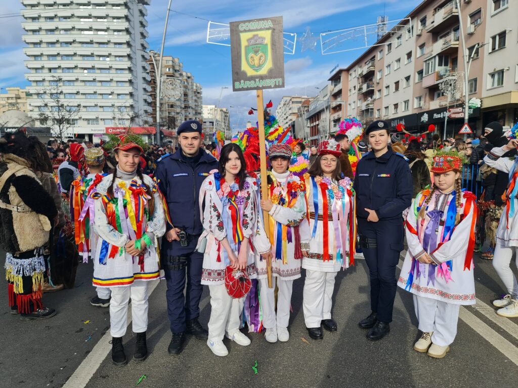 „Alaiul datinilor și obiceiurilor de iarnă” din municipiul Bacău