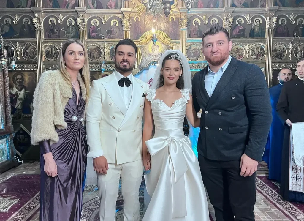 FOTO. Jador și Oana Ciocan s-au căsătorit în mare secret. Nașii de cununie au fost ieșeanul Cătălin Moroșanu și sotia acestuia