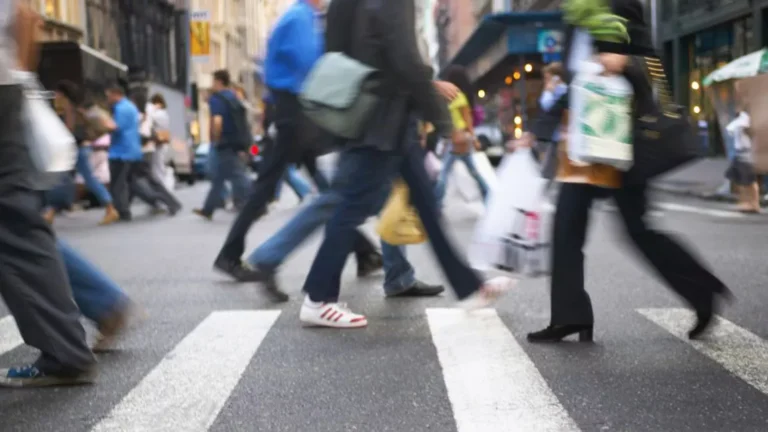 Românii, pesimiști în privința anului 2025