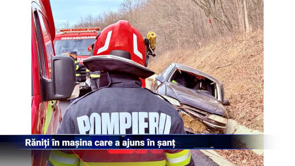 Răniți în mașina care a ajuns în șanț