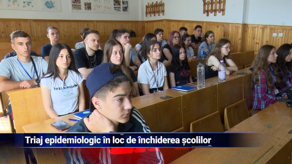 Triaj epidemiologic în loc de închiderea școlilor