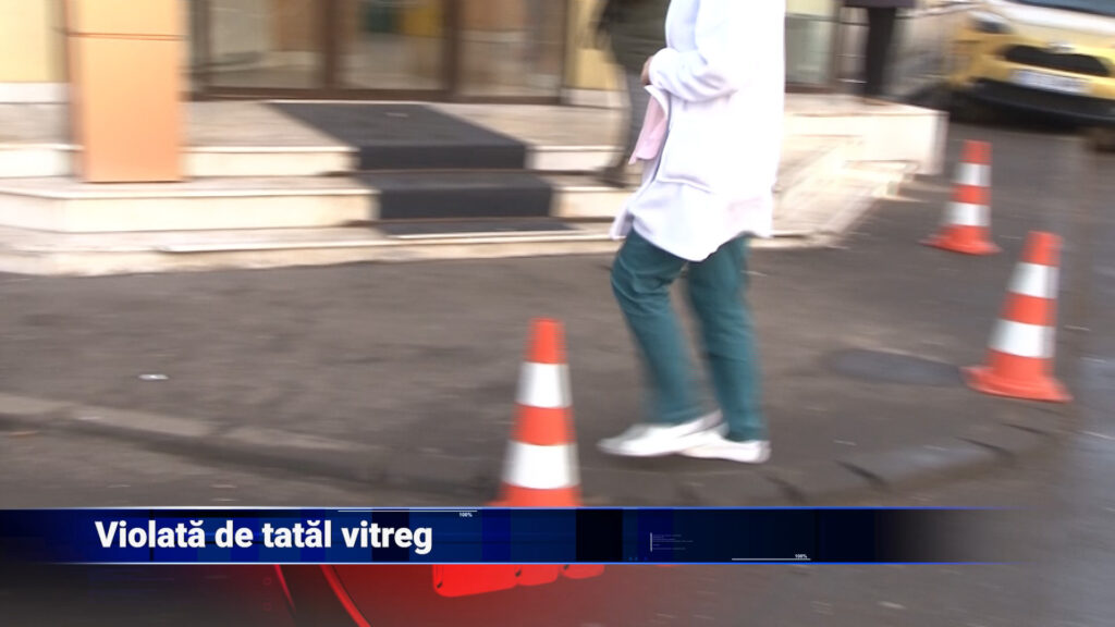Violată de tatăl vitreg
