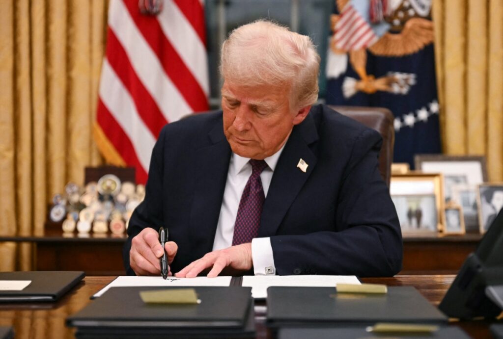 Ce salariu are Donald Trump ca președinte al SUA