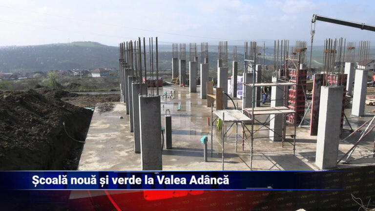 Școală nouă și verde la Valea Adâncă