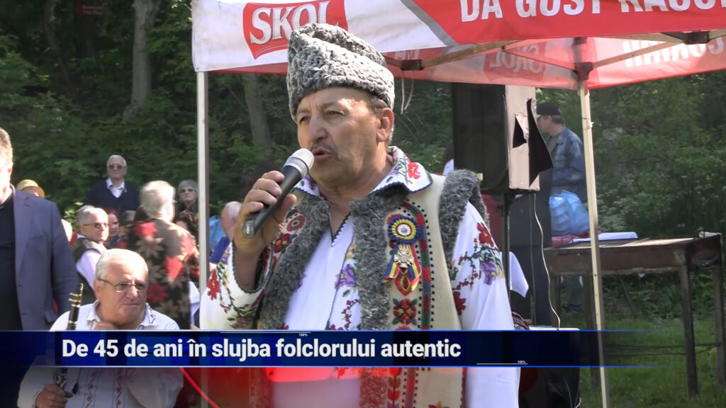 De 45 de ani în slujba folclorului autentic