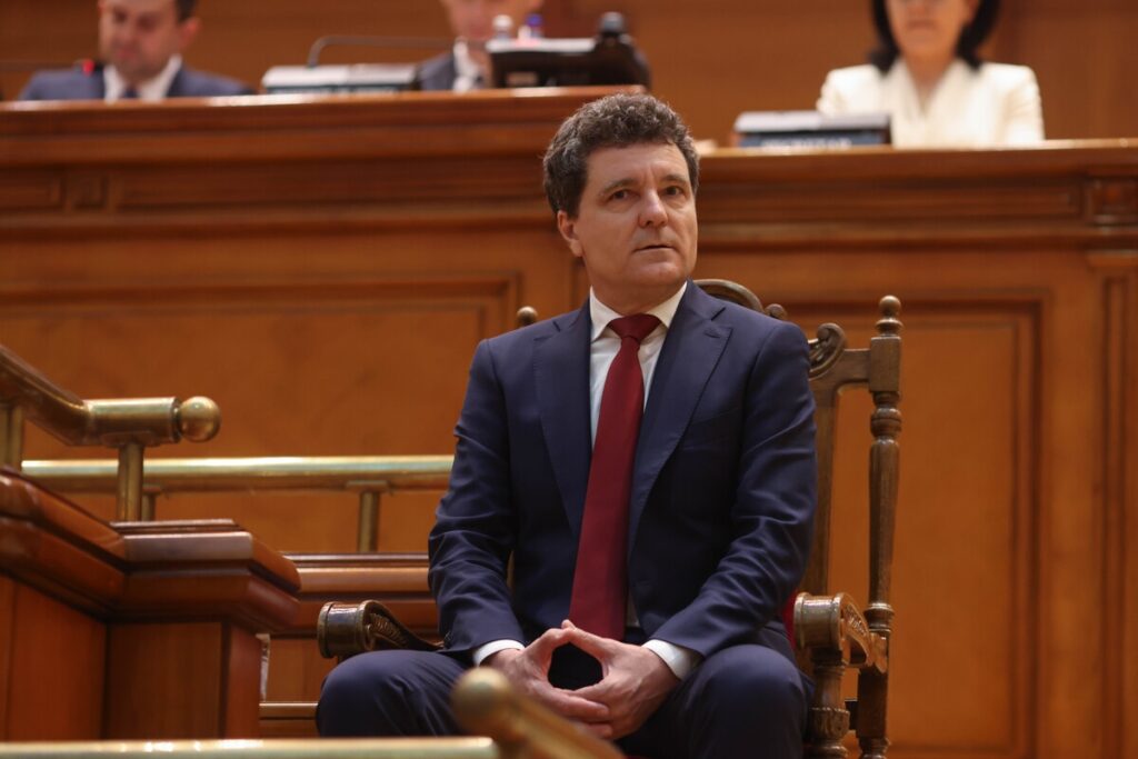 Începe ”tăierea cheltuielilor„, dar nu e clar ce se taie