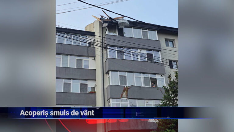 Acoperiș smuls de vânt
