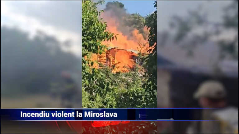 Incendiu violent la Miroslava