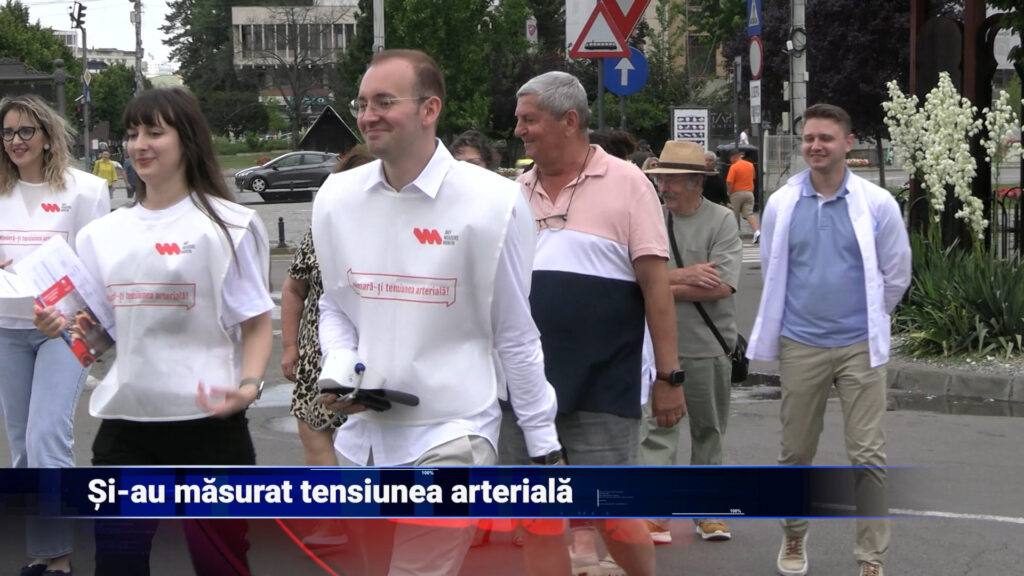 Și-au măsurat tensiunea arterială