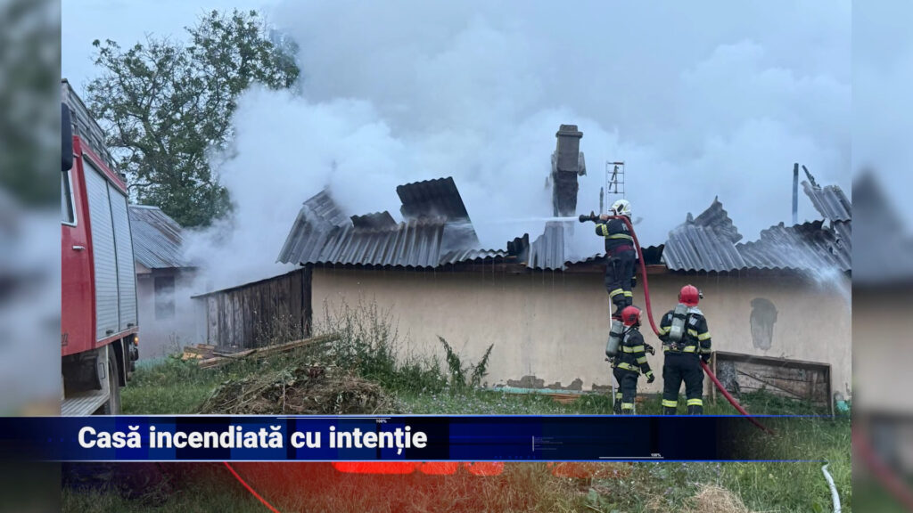 Casă incendiată cu intenție