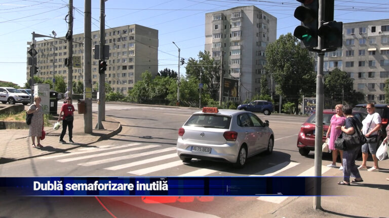 Dublă semaforizare inutilă