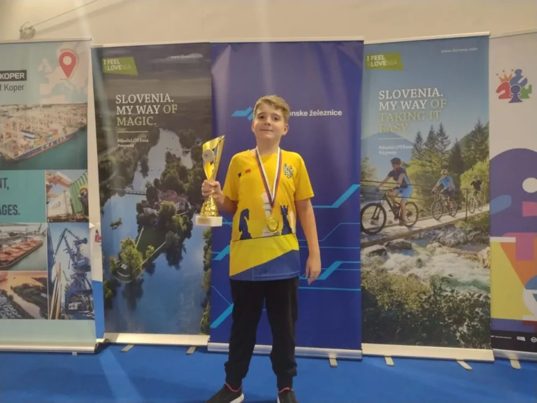 Nicolas Cazacu este campion european cu echipa de șah a României Under 12