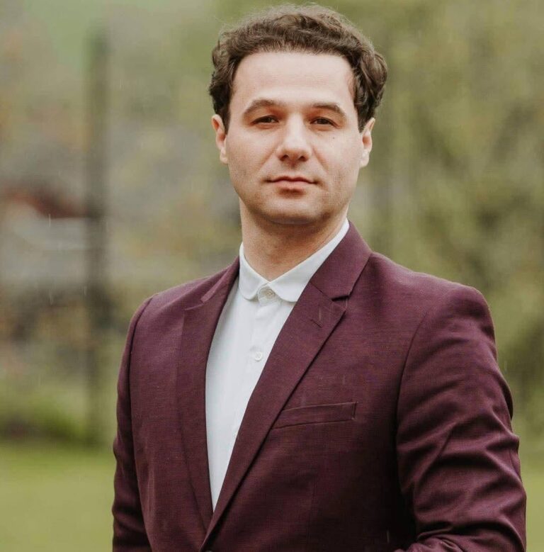 90 de evenimente, trei premiere, spectacole în țară și străinătate