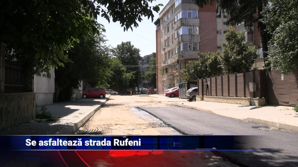 Se asfaltează strada Rufeni