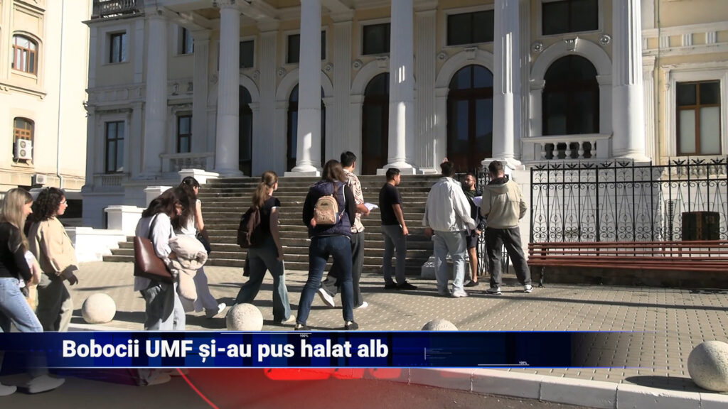Bobocii UMF și-au pus halat alb