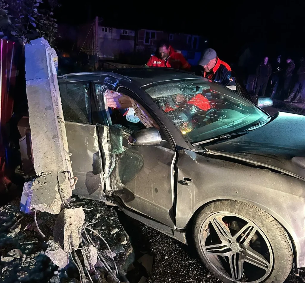 Tragedie pe șosea: Un tânăr de 35 de ani a decedat într-un accident la Ostra
