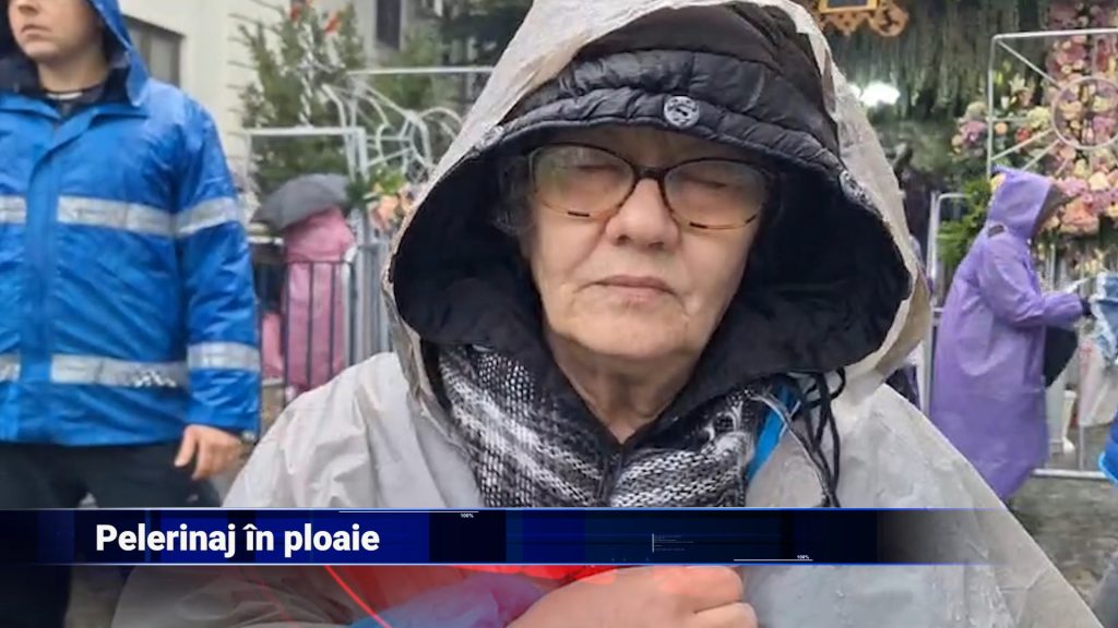 Pelerinaj în ploaie