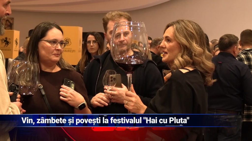 Vin, zâmbete și povești la festivalul „Hai cu pluta”