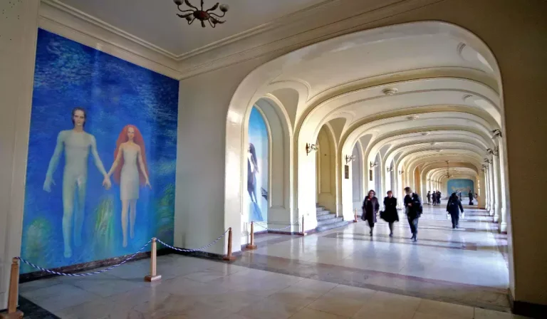 Scandal la Universitate: Alexandru Toader, fiul lui Tudorel Toader, suspendat din activitatea de predare