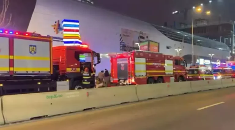 Peste 1.000 de persoane evacuate în urma unui incendiu la Promenada Mall