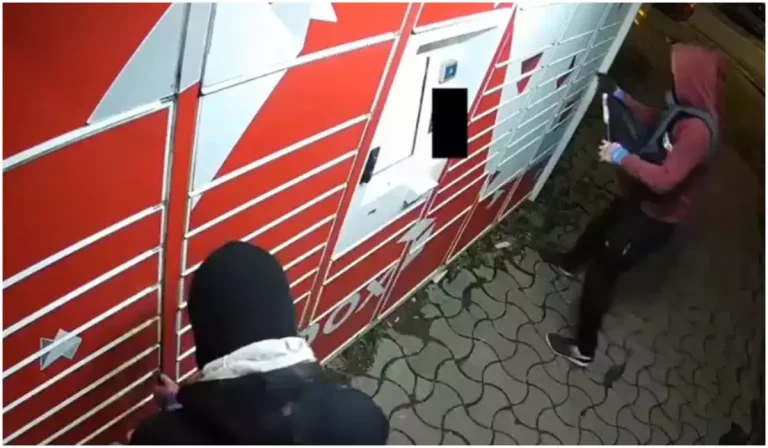Plan eșuat în Bacău: Hoții au încercat să fure telefoane comandate din Easybox