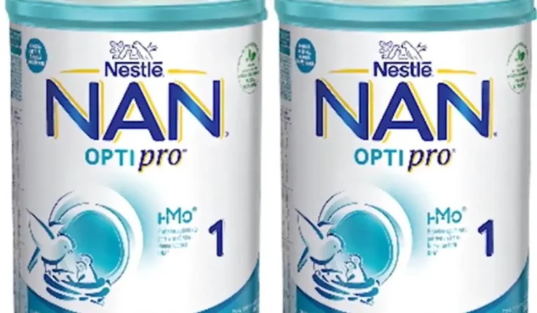 Pericol pentru nou-născuți: Loturi de lapte praf NAN, retrase din cauza contaminării bacteriene