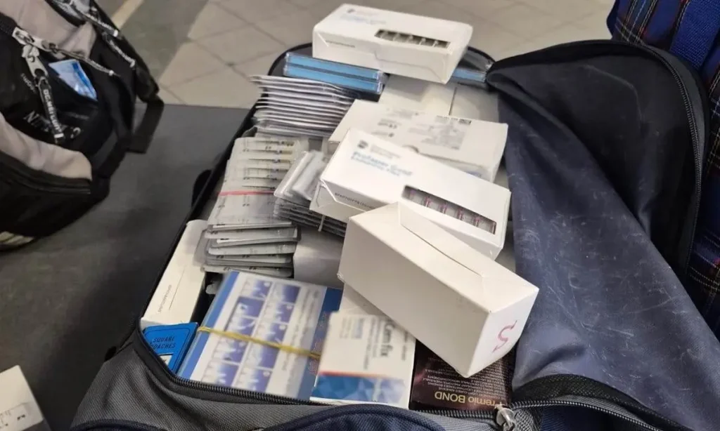 Marfă de uz stomatologic nedeclarată, în valoare de 200.000 de lei, confiscată la vama Sculeni