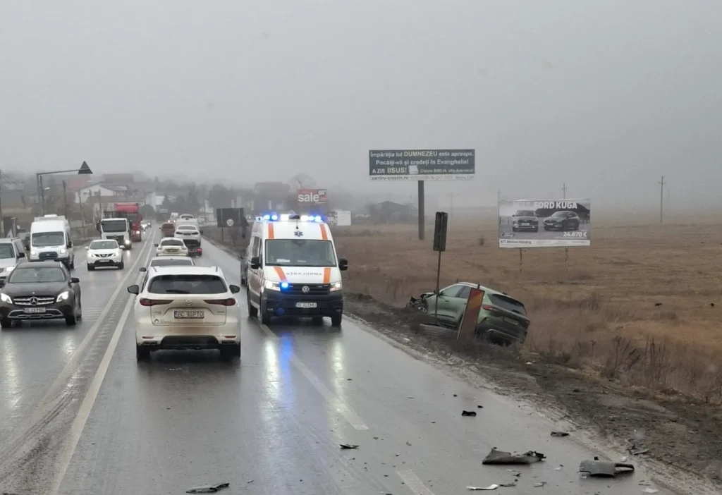 Accident la bariera de la Lețcani: Un șofer cu alcoolemie record a lovit o mașină oprită