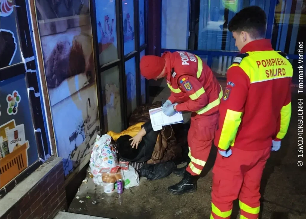 Lupta cu gerul în Iași: Refuzul dramatic al unei femei de a fi salvată din stradă
