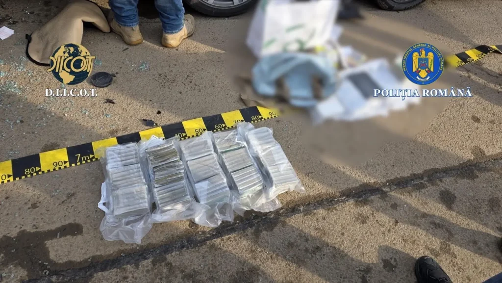 Focuri de armă lângă București: Fiul unui fost ofițer MAI și alți doi bărbați, opriți cu gloanțe într-un dosar de trafic de droguri
