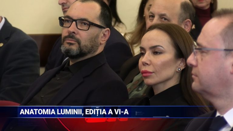 ”Anatomia Luminii”, la Palatul Roznovanu