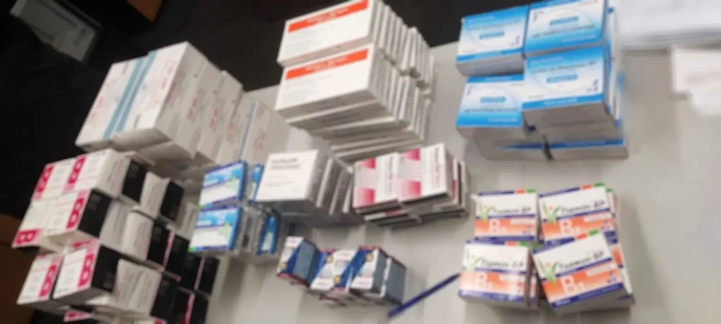 Captură de medicamente la frontieră: Marfă transportată ilegal pentru piața neagră, interceptată de autorități