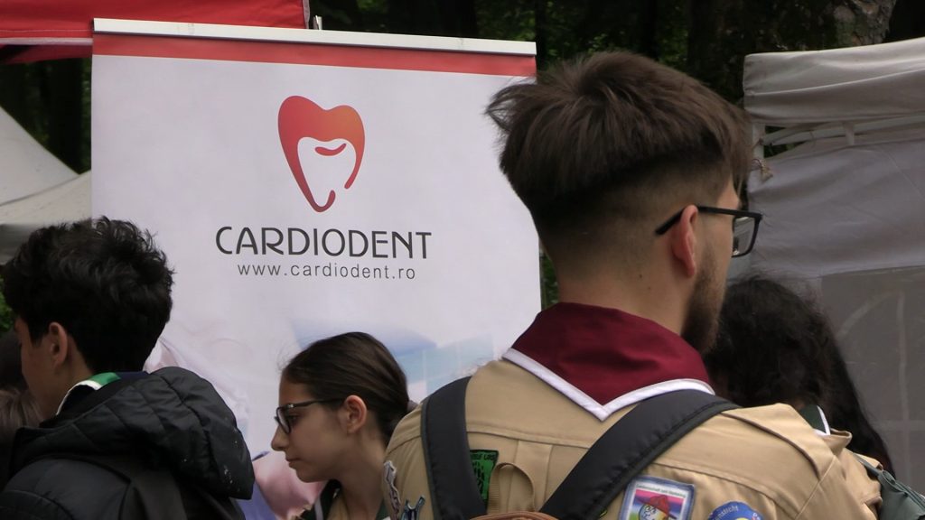 CARDIODENT SUSȚINE COMUNITATEA LA FESTIVALUL LUMINII DIN IAȘI