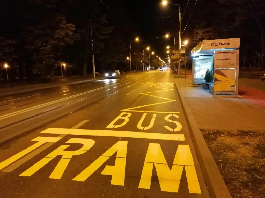 Primăria Iași reface marcajele pe marile bulevarde: Calendarul intervențiilor pentru următoarele două luni