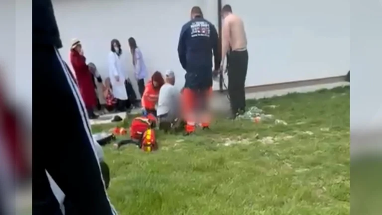 Anchete la SAJ Bacău după decesul unui elev de 15 ani. Ambulanța cu medic a ajuns după aproape două ore