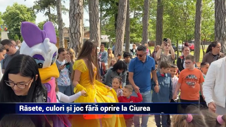 RÂSETE, CULORI ŞI JOC FĂRĂ OPRIRE LA CIUREA