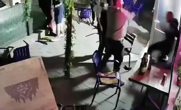 VIDEO. Dosar penal pentru tulburarea liniștii publice în Botoșani, după ce un pădurar a fost filmat provocând un scandal pe terasa unui bar