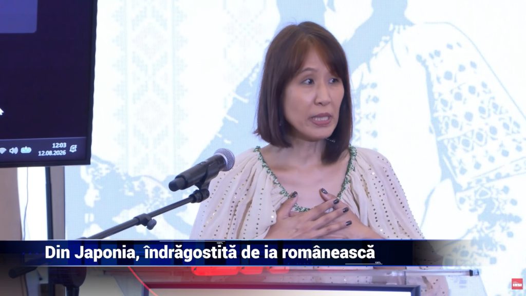 DIN JAPONIA, ÎNDRĂGOSTITĂ DE IA ROMÂNEASCĂ