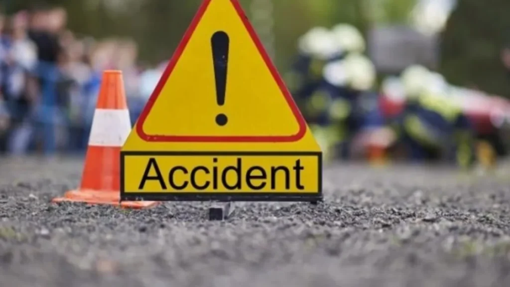 Tragedie pe DN 24: o femeie a murit după ce a fost lovită de un camion Sursa-foto: Oficiul de stiri